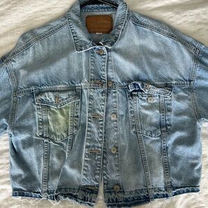 American Eagle Outfitters Light Blue Denim Jacket